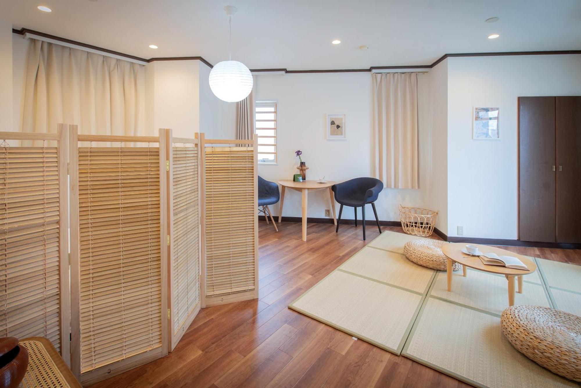 อพาร์ทเม้น Skyview Serenity Duplex Shinjuku โตเกียว